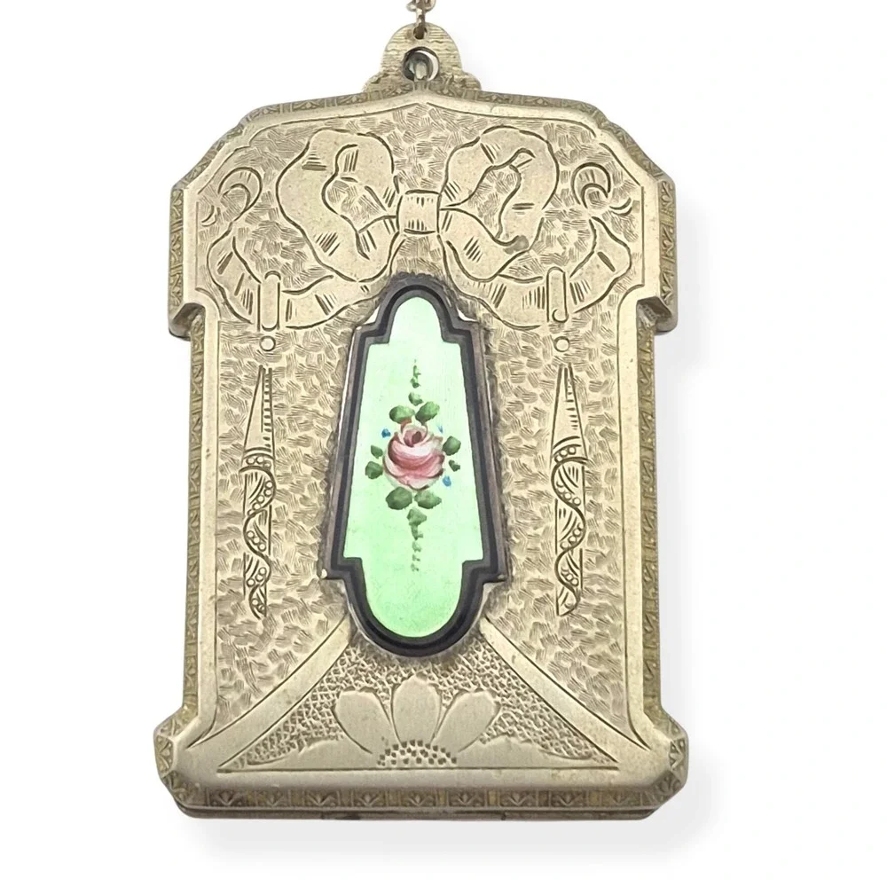 Marathon art deco